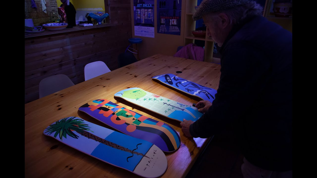 Javier Mariscal is one of the most international and versatile artists that Spain has, known for works such as the duplex stool, the mascot of the 1992 Olympic Games, or movies like Chico and Rita. For Jart it is an honor that he has exclusively made these 4 boards for us, which are pieces of art just like skateboarding is for us.<br /><br />Filmed & Edited by Gonzalo Gonzalez aka Gochiestrella <br /><br /><br />SUSCRIBE NOW <br />https://www.youtube.com/user/jartskatevideos?sub_confirmation=1<br /><br />http://jartskateboards.com<br />http://facebook.com/jartskateboards<br />http://twitter.com/jartskateboards<br />http://instagram.com/jartskateboards