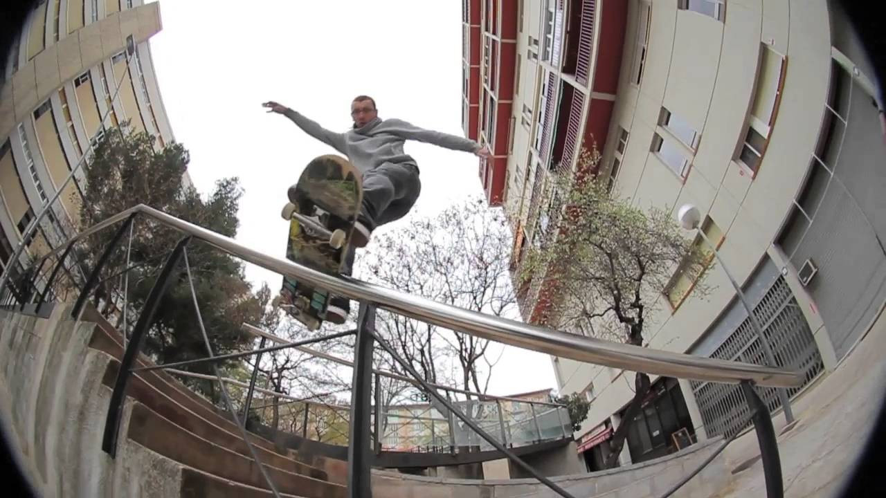 Adrien was working really hard on this part, and gave the best of himself. Watch some crazy skateboarding of this french ginger.<br /> <br />Please suscribe: https://www.youtube.com/user/jartskatevideos?sub_confirmation=1<br /><br />Edit - Dani Millán<br />Film - Dani Millán, Alex Braza.<br />Music - Fuck the police by NWA<br /><br />http://jartskateboards.com<br />http://facebook.com/jartskateboards<br />http://twitter.com/jartskateboards<br />http://instagram.com/jartskateboards