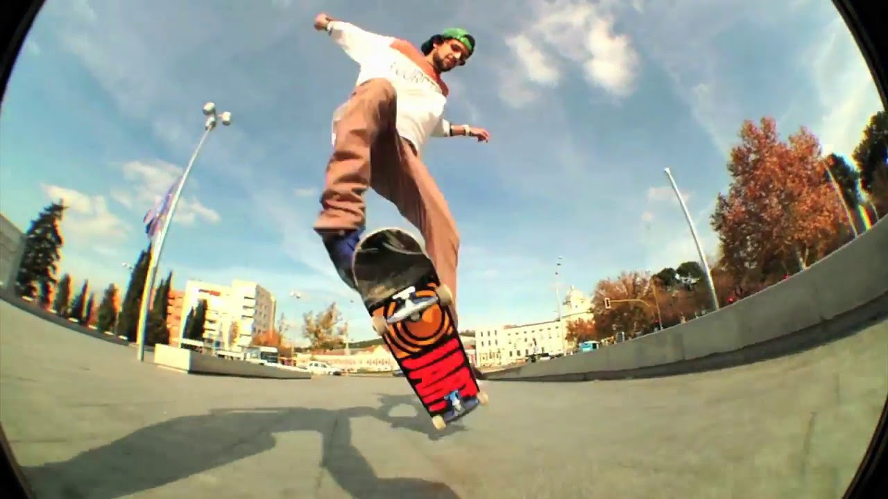 Madrid Finest Sergio Muñoz putting all the best tech skateboarding in this awesome part. <br /><br />Please suscribe: http://www.youtube.com/user/jartskatevideos?sub_confirmation=1<br /><br />Edit - Dani Millán<br />Film - Dani Millán, Alex Braza, Iván de los Riscos, Mario Fortea, Macarena Albacete.<br />Music - Mistadobalina by The Funkee Homosapien<br /><br />http://jartskateboards.com<br />http://facebook.com/jartskateboards<br />http://twitter.com/jartskateboards<br />http://instagram.com/jartskateboards