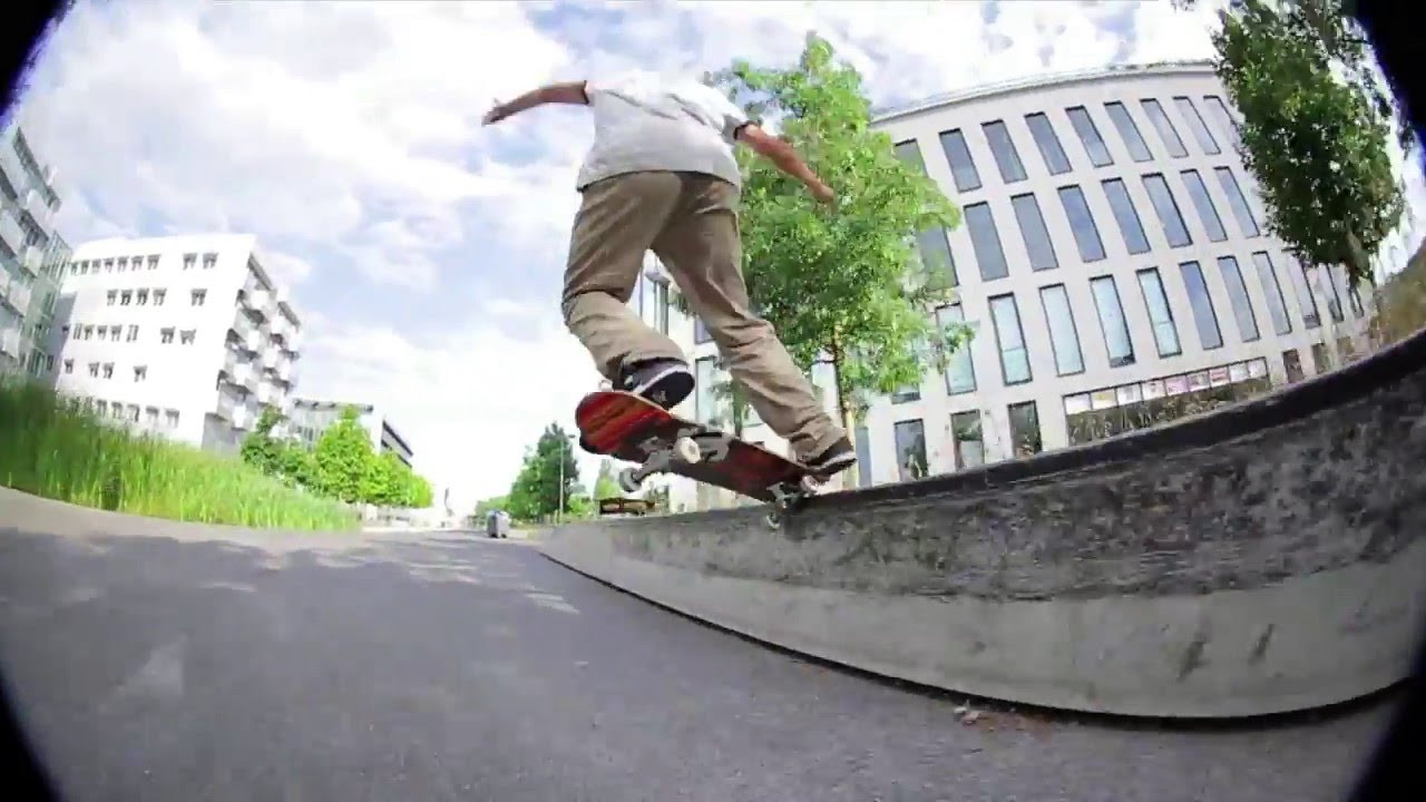 Roger Silva and Ben are not PROs but are still a very important part of the brand. Enjoy his shared part on the PROject.<br /><br />Please suscribe: http://www.youtube.com/user/jartskatevideos?sub_confirmation=1<br /><br />Edit - Dani Millán<br />Film - Dani Millán, Alex Braza, Mathieu Giabicani, David Chvatal<br />Music - Hang Loose by Alabama shakes<br /><br />http://jartskateboards.com<br />http://facebook.com/jartskateboards<br />http://twitter.com/jartskateboards<br />http://instagram.com/jartskateboards