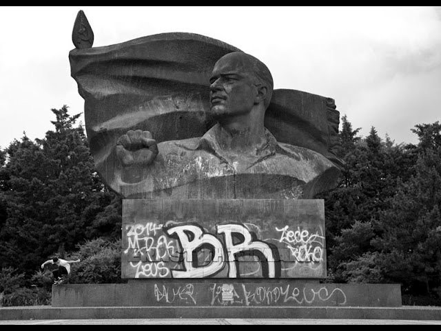 Mark Frölich, Cian Eades, Sergio Muñoz, Carlos Neira, Jorge Simöes & Adrien Bulard hitting the road during the 2014 summer.<br />Please suscribe: http://www.youtube.com/user/jartskatevideos?sub_confirmation=1<br />Shop: http://hlcdist.com<br />Film & edit - Dani Millán<br /><br />http://jartskateboards.com<br />http://facebook.com/jartskateboards<br />http://twitter.com/jartskateboards<br />http://instagram.com/jartskateboards