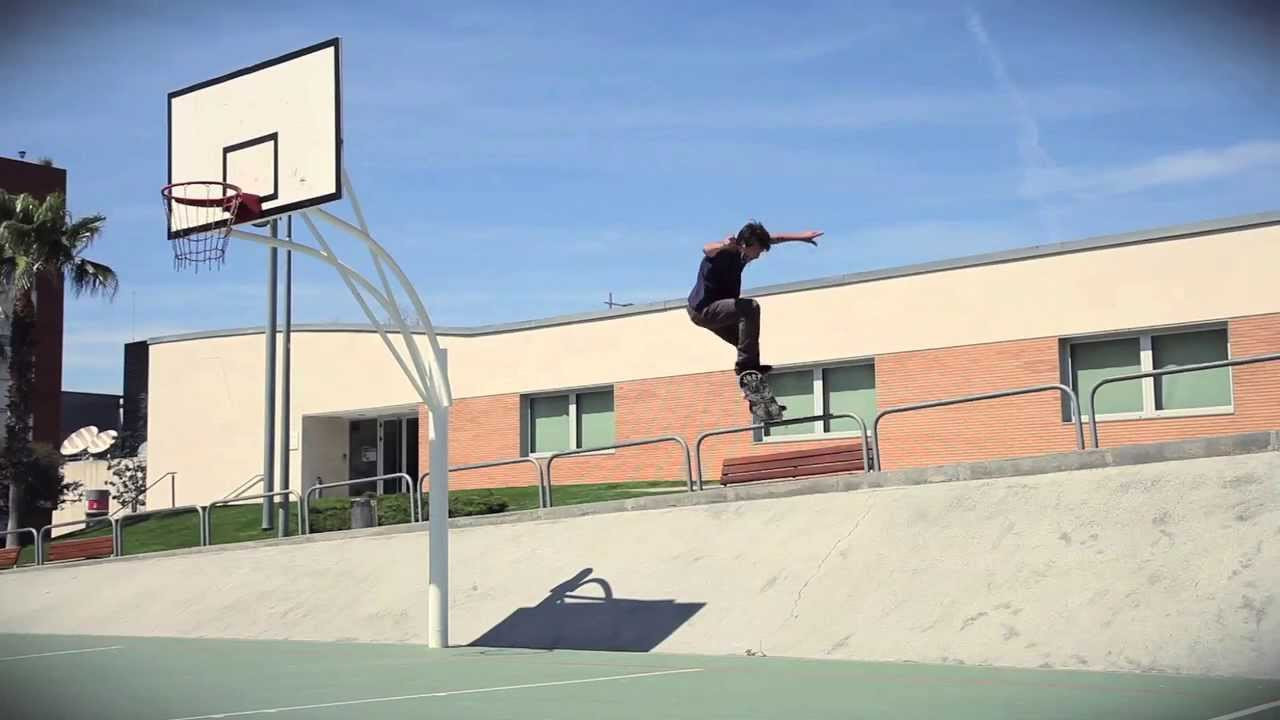 Iván Rivado went to Barca to film for the All You Need Re-Edit. Here you have the leftovers<br />Film - Alex Braza<br />Edit - Dani Millán<br />Music - Mister blue sky by Ben Cocks<br />jartskateboards.com<br />facebook.com/jartskateboards<br />@jartskateboards (Twiter & Instagram)