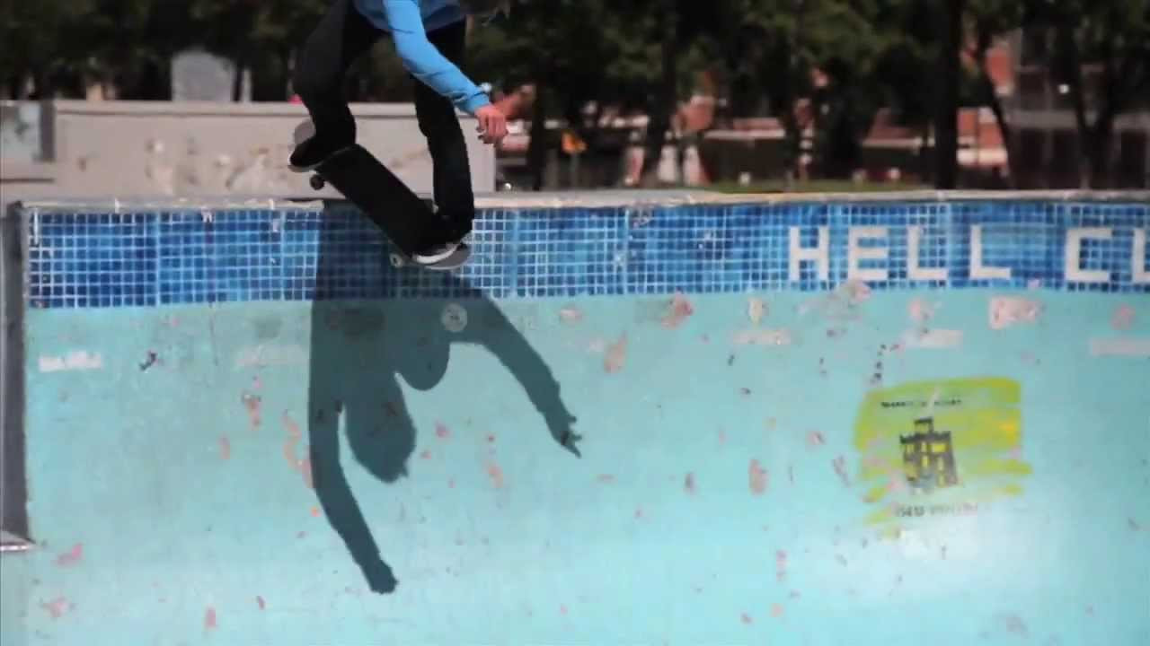 Karlis came all the way from Latvia to hit Barcelona streets!<br />Here you have an appetizer!!<br />Film & edit - Alex Braza<br />www.jartskateboards.com<br />www.facebook.com/jartskateboards<br />@jartskateboards