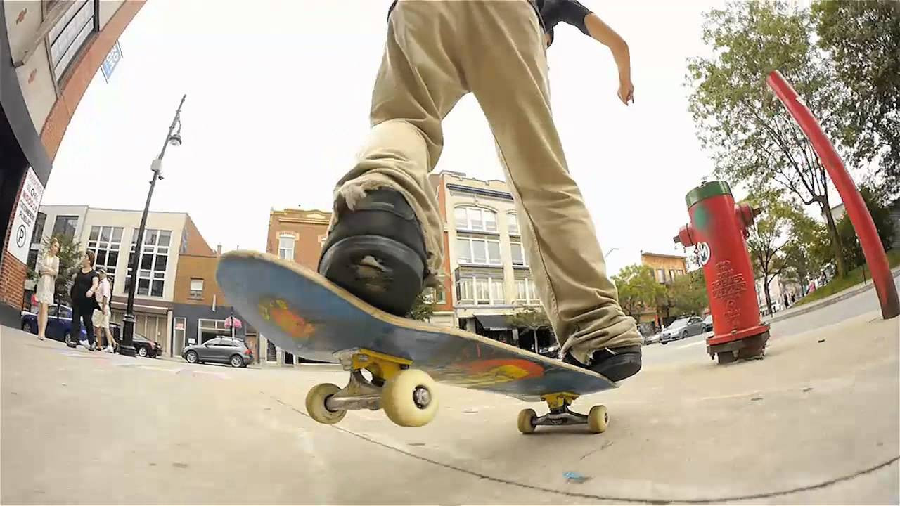 Filmed by Philippe Charlebois<br />http://feder-8.com/<br />http://shop.axisboutique.ca/