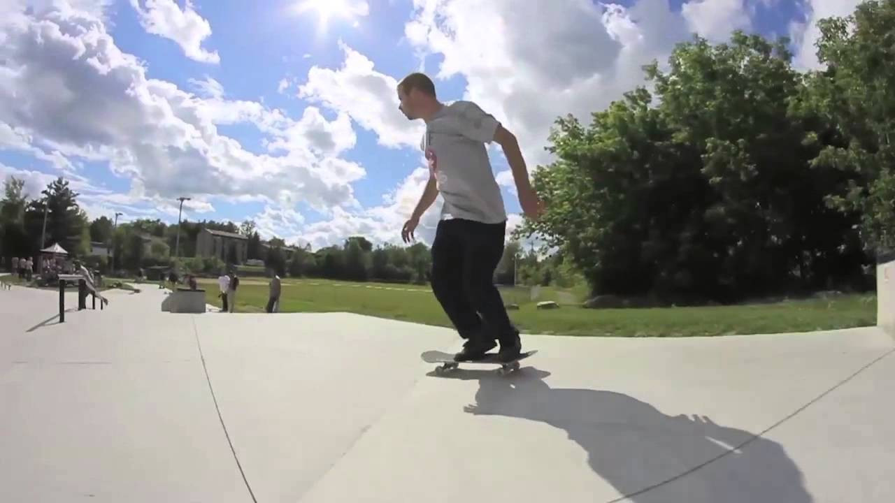 Featuring Hugo Papillon, Sam Chouinard, PiF, Gab Touchette, Ulysse Pinel, Alex Decelles, Jonathan Daigle, JF Lessard, Alex Decotret, Xavier Doyo, Jo Deschênes & Max Guisse <br />http://www.feder-8.com/<br />http://www.ulcskateboards.com/<br />https://www.facebook.com/YouWheels