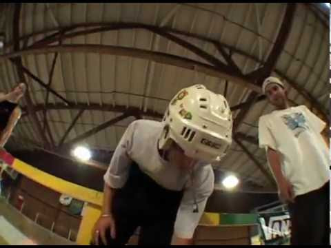 Feat: Pat Tremblay, Jo Deschênes, Alex Decelles, Gab Touchette, Alex De Cotret, Ulysse Pinel, Anthony Ouellet<br /> <br /> http://www.ulcskateboards.com/