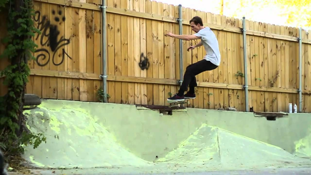 Austin Amelio for No-Comply Skateshop