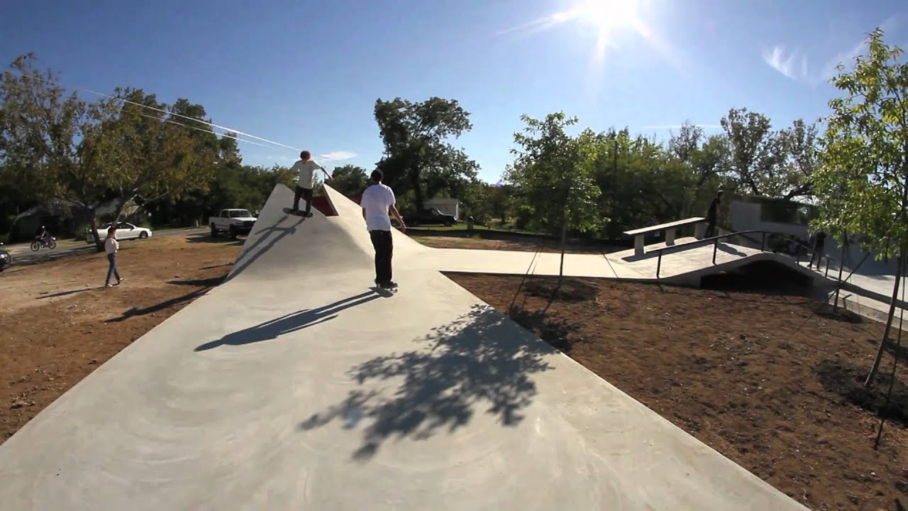 A short montage of the No-Comply team helping the folks in Marble Falls skate their new park. FIlmed by Brandon Brown