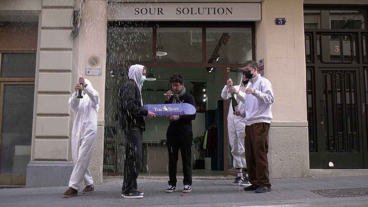 Tom Snape is pro for Sour Solution<br />Dustin came around and wheeled him out from the am angst.