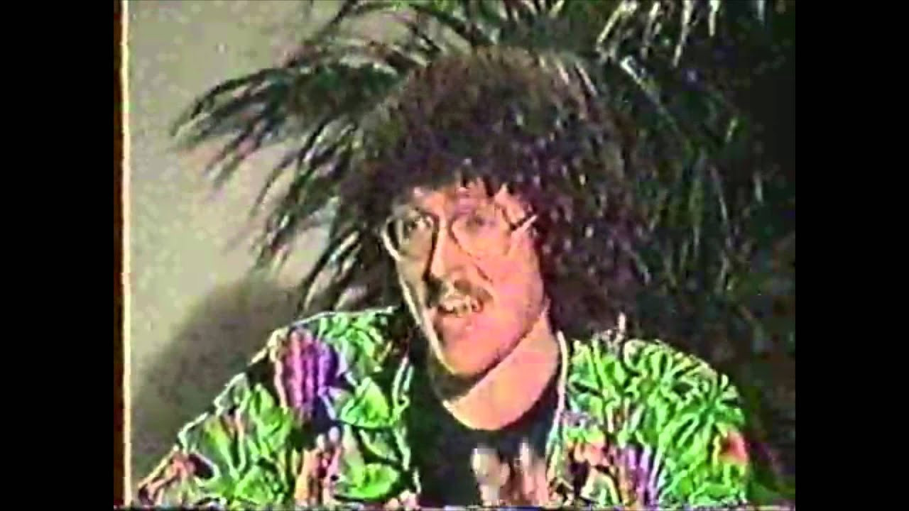 Elissa Steamer sits down to talk about Gnarhunters, and the art party happening this week at FTC to celebrate Gnarhunters and the Gnarhunters X FTC Deck and T shirt that will be available as well. Filmed and edited by Ando for FTC and Gnarhunters. 2013<br />For more information on Gnarhunters got to<br />gnarhunters.com