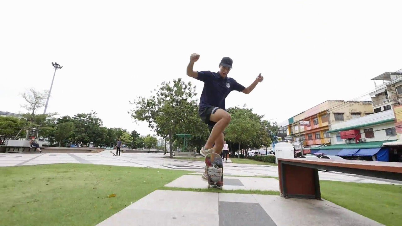 Some quick maneuver with Jasper Dohrs.<br /><br />Preduce SuperMix video, available online soon! <br /><br />🔥 Follow us:<br />Facebook: http://fb.com/preduce<br />Skate Instagram: http://instagram.com/preduce_skateboards<br />Shop Instagram: http://instagram.com/preduceshop<br />💰 Online shop: https://www.preduce.com/collections/all<br /><br />#PreduceSuperMix