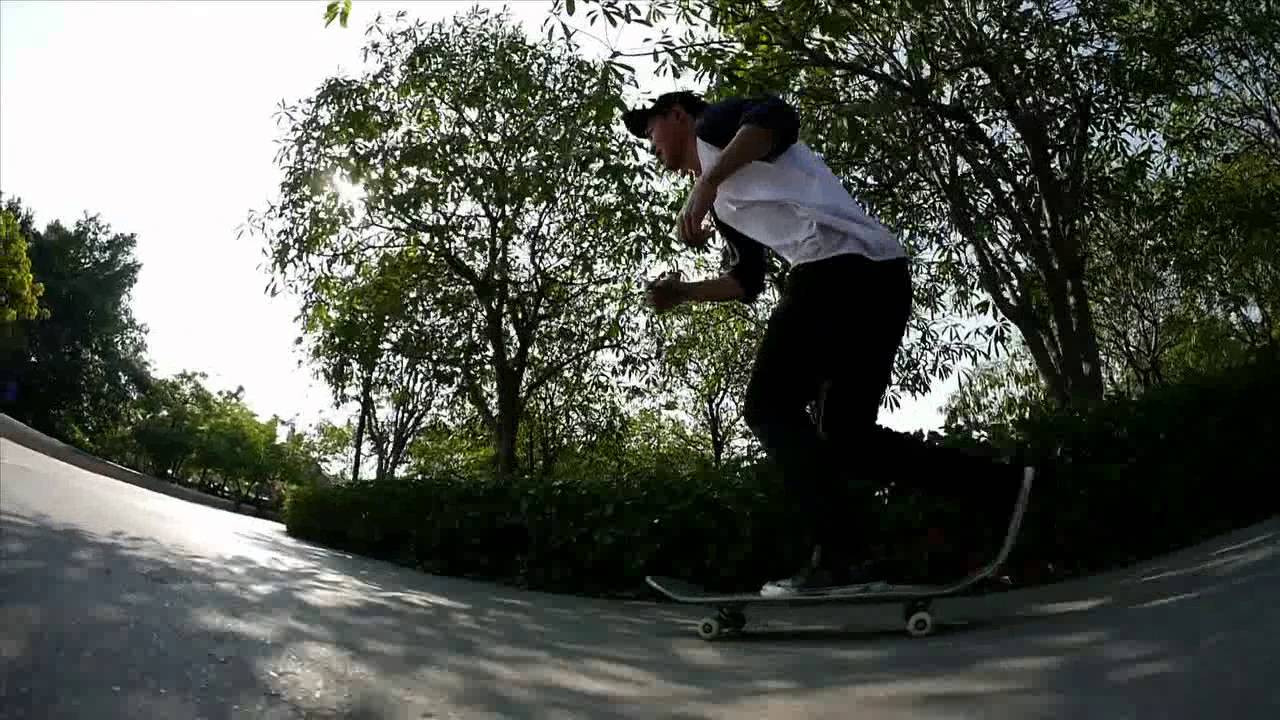 This is Aod Suriyan's part in "Sawatdee", Preduce skateboards 4th video. Thailand skateboarding's finest.<br /><br />Directed by Janchai Montrelerdrasme.<br /><br />Filmed & edited by Janchai Montrelerdrasme.<br /><br />Music by DJ Red-I<br /><br />www.preduce.com<br /><br />#PreduceSawatdee #Preduce