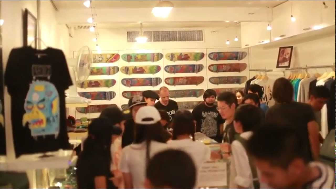 We had a launch party for our new deck series Preduce X P7 "Dark Beast" on the 8 September 2012 at Preduce Siam. The party that night was great, a lot of people showed up including skateboarders and fans of the artist. Here's a little clip to show what went down that night. Enjoy!<br /><br />filmed & edited by Janchai Montrelerdrasme<br /><br />www.preduce.com