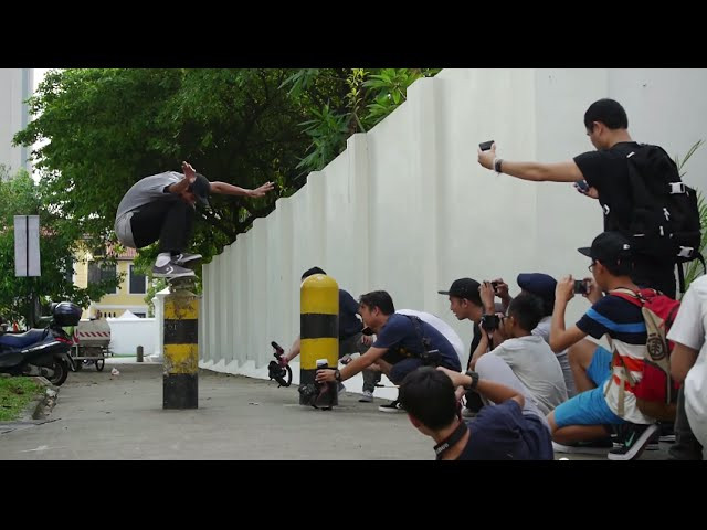 We ran a skate workshop at the CONS Project Singapore where participants could learn how to film and edit videos with their smartphones while CONS Skate ambassadors Geng Jakkarin, Jeff Gonzales, Tao Kitpullap and Lert Saeri were shredding the park. <br /><br />This is the IG friendly video we made together with the participants as an output for the workshop.<br /><br />Filmed & edited by Janchai Montrelerdrasme and all the CONS Project Singapore peeps.<br /><br />www.preduce.com