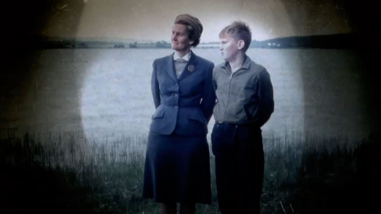 In search of the Miraculous, a film by Pontus Alv. Made between 2005 and 2010. Filmed and edited by Pontus Alv. Concept and art direction by Klez Zawisa. Featuring, in order of appearance:<br /><br />Part 1: Pontus Alv, Daniel Håkansson, Martin Nilsson, Danijel Stankovic, Pekka, Javier Mendizibal, Txus Dominguez<br /><br />Part 3: Eniz Fazliov, Oskar Ristenfeldt, Jacob Ovgren, Phil Zwijsen, Ferit Batir, Mikael Persson, Colin Kennedy<br /><br />Part 4: Alain Goikoetxea, Ben Smicker<br /><br />Part 5: Johan Linö-Waad, Oskar Ristenfeldt, Mikael Persson, Johannes Marent, Hjalte Halberg<br /><br />Part 6: Günez Özdogan<br /><br />Part 7: Javier Mendizibal, Txus Dominguez, Eniz Fazliov, Julian Furones, Jan Kliewer, Ferit Batir, John Dahlquist, David Stenström, Jean-Louis Huhta, Christian Sjöberg<br /><br />Part 8: Daniel Håkansson, Per Magnusson, Andreas Lindström<br /><br />Part 9: Marcus Nyström, Daniel Håkansson, Patrik Evander, Marcus Olsson, Pontus Alv, Jean-Louis Huhta, Per Magnusson, Dirk Raßloff, Javier Mendizibal, John Magnusson, Al Partanen, Love Eneroth, Stefan Toth, Darren Navarette<br /><br />Part 10: Michael Juras<br /><br />Part 11: Mattias Nylén, Skreech, Dennis Busenitz, Chris Senn, John Magnusson, Sam Hitz, Al Partanen, Salba, Daniel Cardone, Jimmy the Greek, Ben Schroeder<br /><br />Part 12: Scott Bourne, Julian Furones, Mattias Nylén, John Magnusson<br /><br />Part 13: Fred Demard, Pontus Alv, Julian Furones, Guillaume Mocquin, Julian Viallet, Chris Merkt, Oli Buergin<br /><br />Part 14: Love Eneroth, Johan Florell, Ricky Sandström, Mika Edin<br /><br />Part 15: Daniel Håkansson, John Dahlquist, Mattias Nylén, Nils Svensson, Dennis Busenitz, Jimmy the Greek, Stefan Toth, Martin Nilsson, Marcus Olsson, Pontus Alv, Kos Mizkieviesz, Jean-Louis Huhta, Hans Claessens, Johan Linö-Waad, Kalle Helgesson, Martin Ottosson<br /><br />Part 16: John Magnusson, Javier Mendizibal, John Dahlquist, Alexander Åkerlund, Andreas Lindström, Johan Linö-Waad, Stefan Toth, Kalle Pool B<br /><br />Part 17: Danijel Stankovic, Koffe Hallgren, Hjalte Halberg, Pontus Alv<br /><br />Part 18: Pontus Alv, Johan Linö-Waad, John Dahlquist, Love Eneroth, Stefan Toth, Eniz Fazliov, Tobias Henriksson, Johan Sunden, Danijel Stankovic, Per Magnusson, Mikael Persson, Marcus Olsson, Nils Svensson, Daniel Håkansson, Jonas Lindahl, Günes Özdogan, Hans Claessens, Martin Nilsson, Fernando Bramsmark, Oskar Ristenfeldt, Michal Juras, Kalle Pool B, Martin Ottosson<br /><br />Part 19: Pontus Alv<br /><br />Part 20: Johan Linö-Waad, Per-Kristian Hansson, Tobias Henriksson