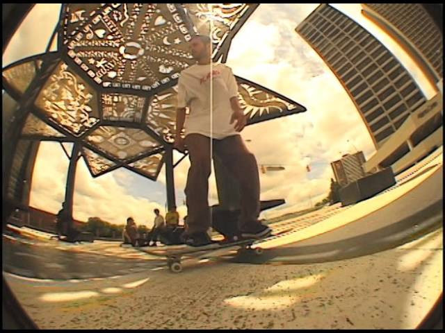 from Headcleaner<br /><br />video by the Threads Idea Vacuum (Matt Creasy, Chris Thiessen, Alex Rose, and Bryan Reynolds.) Filmed in Long Beach, California, Atlanta, Georgia, and Chattanooga, Tennessee<br /><br />filmed by Mike Atwood