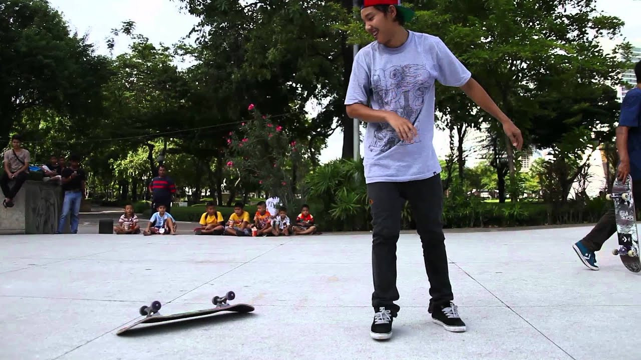 Geng Jakkarin vs. Ji Paoin<br /><br />For more infos, please visit http://facebook.com/thaiskategame