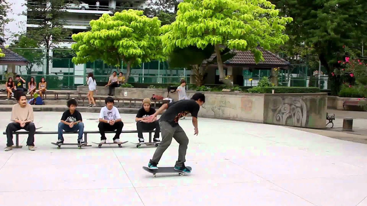 Es Siriwat vs. Lert Saeri <br /><br />For more infos, please visit http://www.facebook.com/ThaiSkateGame<br /><br />Organized by Janchai Montrelerdrasme