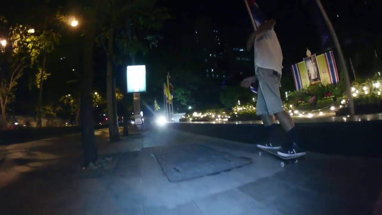 Here's a small clip of Tao Kitpullap skating around with friends in different cities around Thailand.<br /><br />Filmed by<br />Tunn Phataphong<br />Janchai Montrelerdrasme<br />Jeff Chaingmai<br />Leo James<br />Sakchai Buakhaw<br /><br />Edited by Janchai Montrelerdrasme<br /><br />Preduce.com