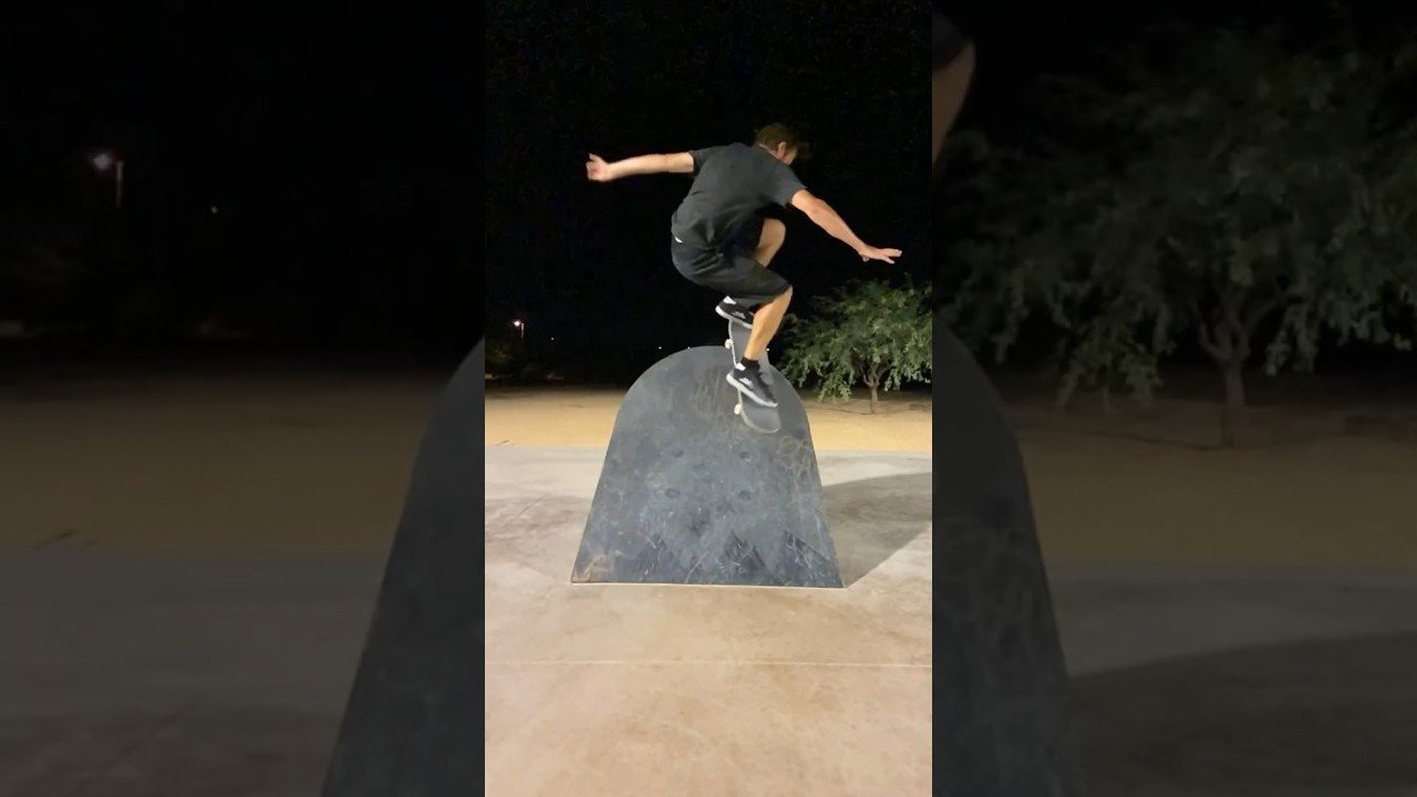 #ahappymediumskateboarding #johnmotta