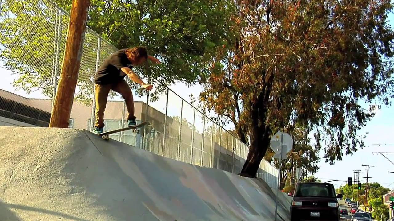 Drew is a wizard, a Blood Wizard, check out these warm up clips and watch out for more of this guy