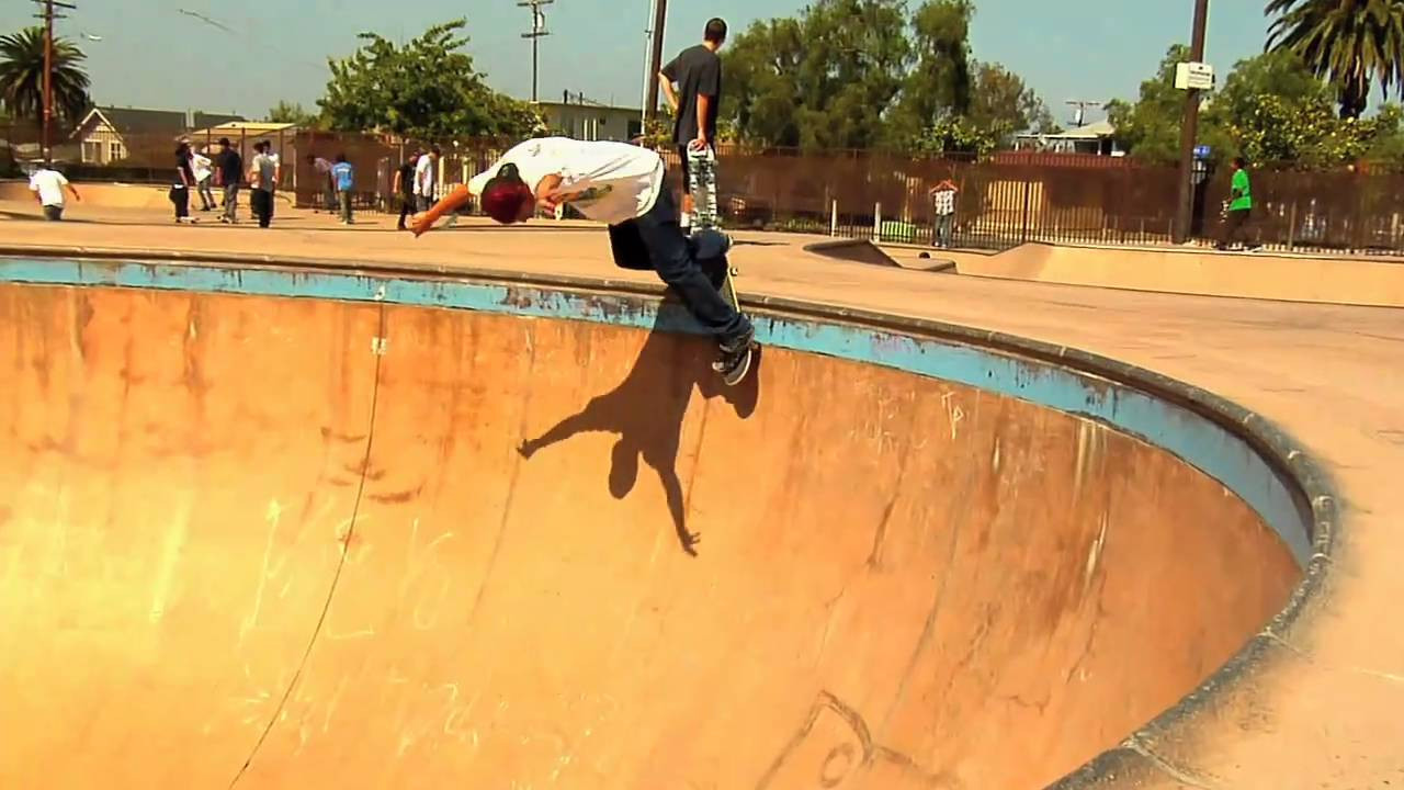 Here are a few warm up clips from our flow rider Raymond Diaz