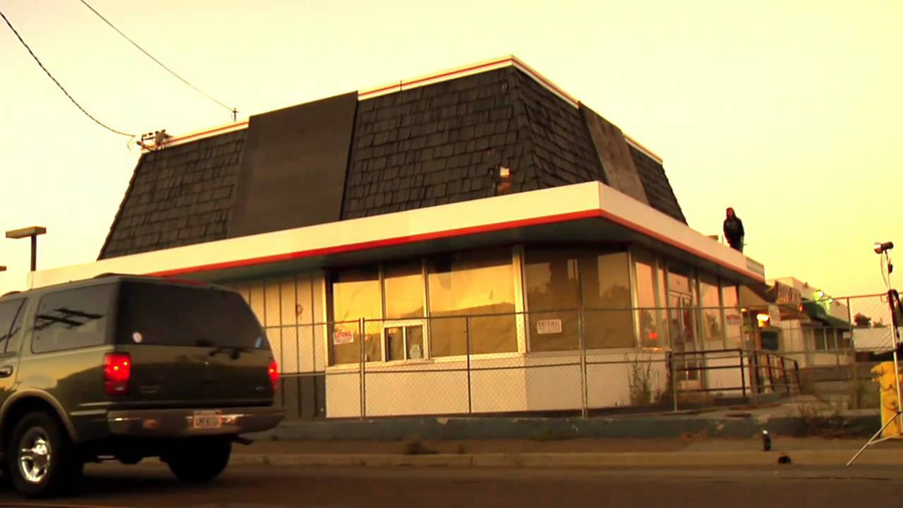 Raymond Diaz is one of our flow riders who isn't afraid to get buck here is a couple of clips to show you what we are talking about