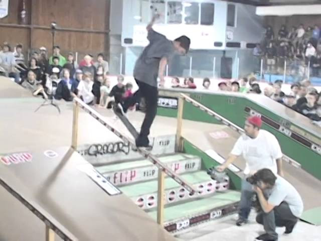 Bonus part from EXO's SNAP video.