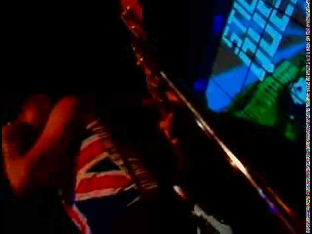 Still My Queen live au Monkey de Québec en 2006.