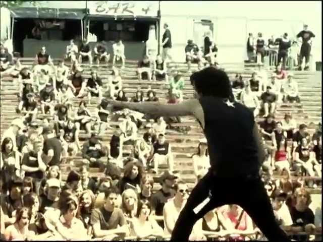 EXOSHOP.com / A.N.T.I. / QuebecPunkScene.net / Getaroom.ca present<br />Still My Queen live at EXO Fest 2005. June 11, 2005 at Agora Port de Québec.<br /><br /><br />FULL CONCERT playlist: http://www.youtube.com/playlist?list=PLFPWQKh0BHkdwJmOgGNDC3uEUqDsRVheY