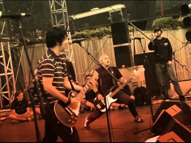 EXOSHOP.com / A.N.T.I. / QuebecPunkScene.net / Getaroom.ca present<br />No Use for a Name live at EXO Fest 2005. June 11, 2005 at Agora Port de Québec.<br /><br /><br />FULL CONCERT playlist: http://www.youtube.com/playlist?list=PLFPWQKh0BHkdwJmOgGNDC3uEUqDsRVheY