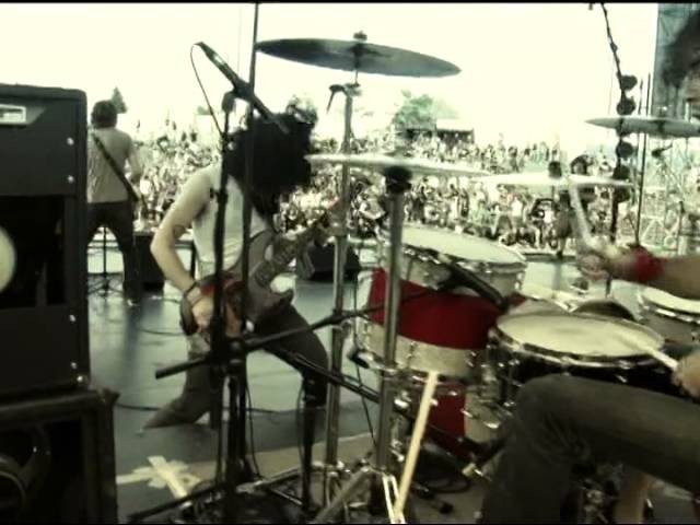 EXOSHOP.com / A.N.T.I. / QuebecPunkScene.net / Getaroom.ca present<br />Spitalfield live at EXO Fest 2005. June 11, 2005 at Agora Port de Québec.<br /><br /><br />FULL CONCERT playlist: http://www.youtube.com/playlist?list=PLFPWQKh0BHkdwJmOgGNDC3uEUqDsRVheY