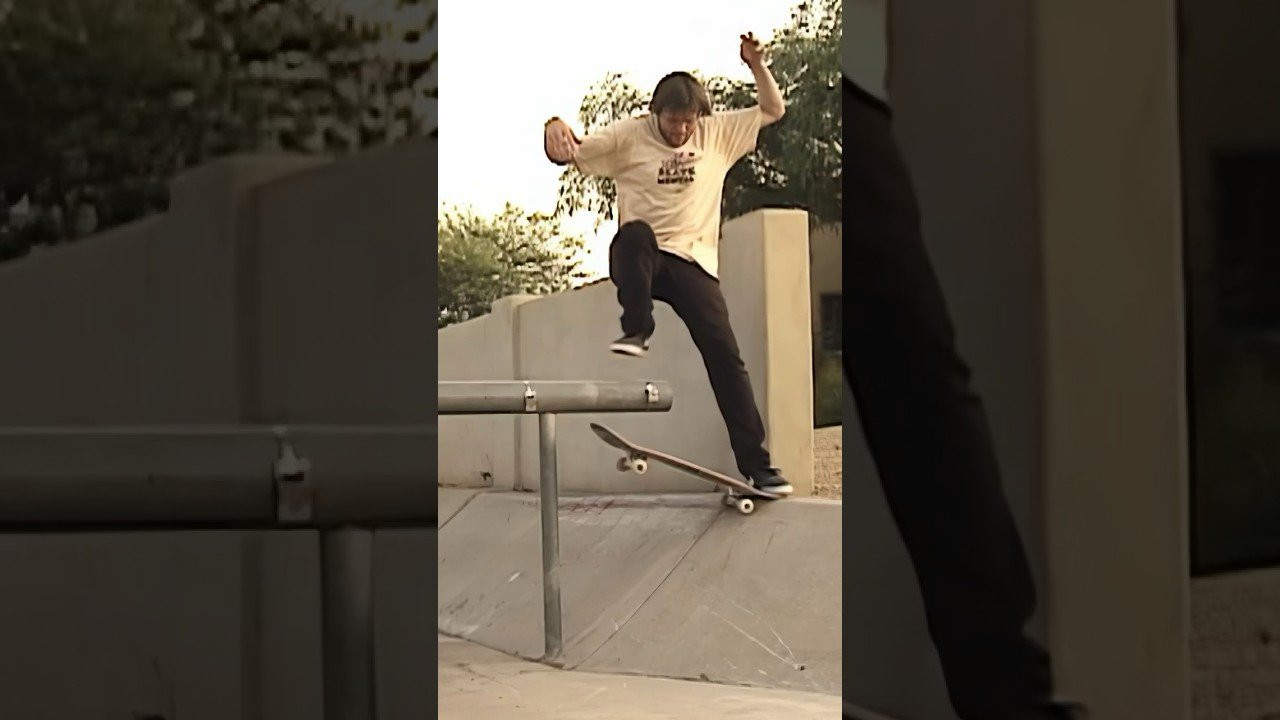 #ahappymediumskateboarding #johnmotta