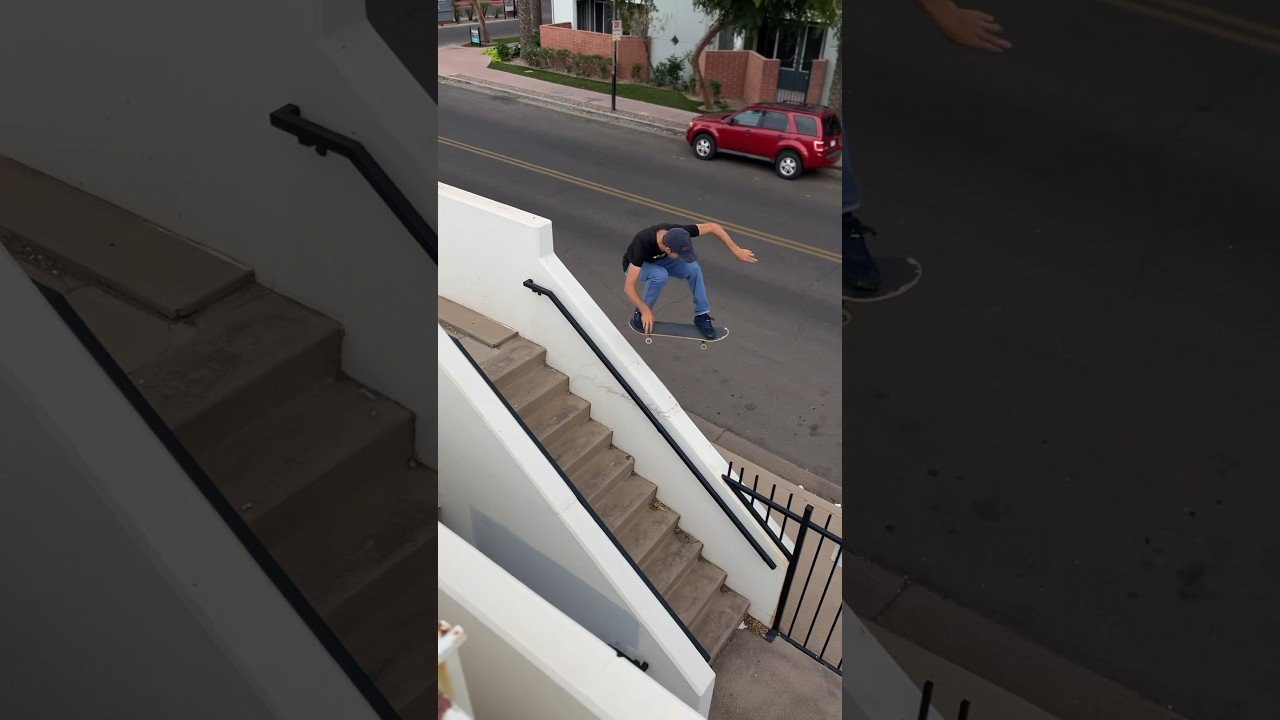 #aaronjawshomoki #ahappymediumskateboarding