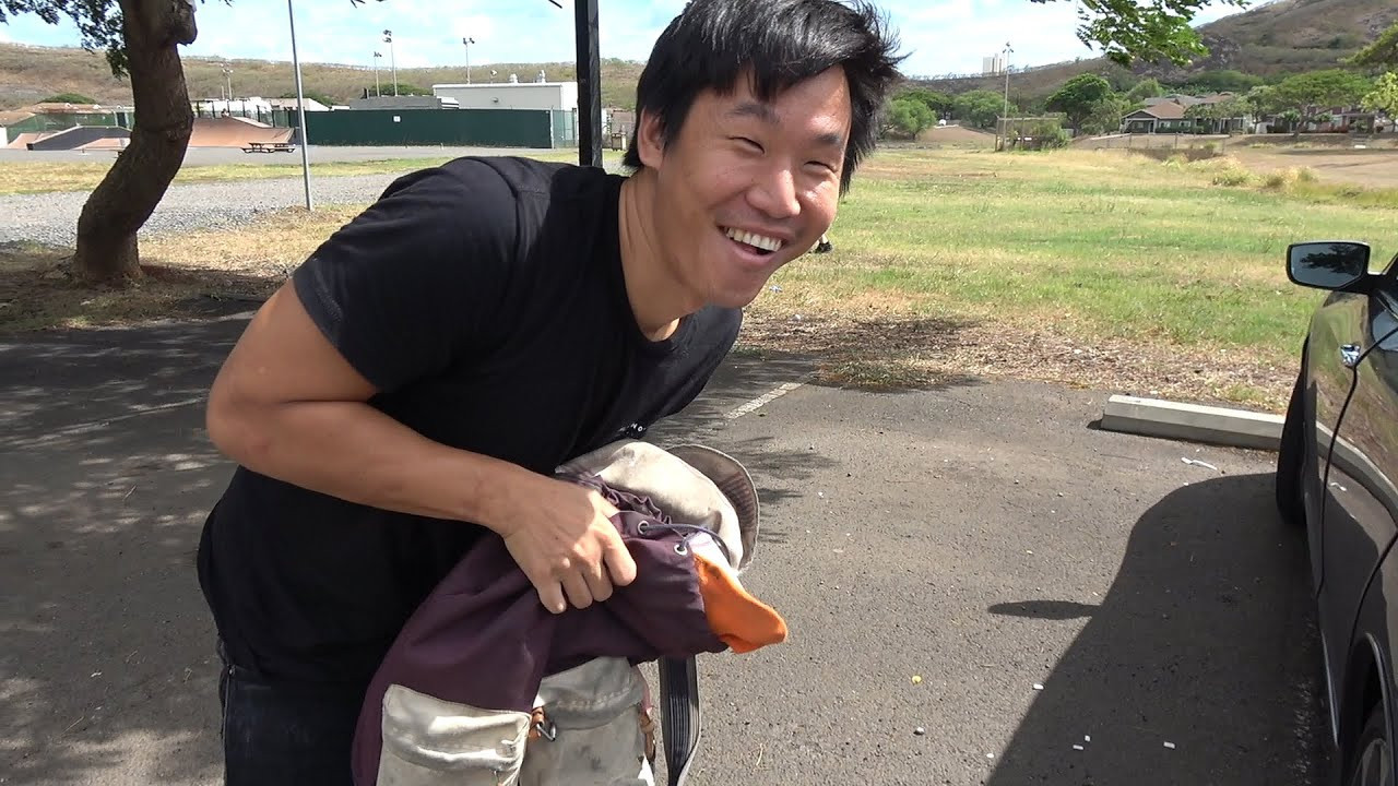 filmed in 4 days on the island of Oahu by Hunter O'Shea<br />featuring : Jason Park, Andy Schrock, Sam Tabor, Chris Chann, Brett Novak, Ty Moss, Holden Morse, & Cyprus Blanco<br />instagram : @a_happy_medium_ @hunteroshea @jasonparksucks