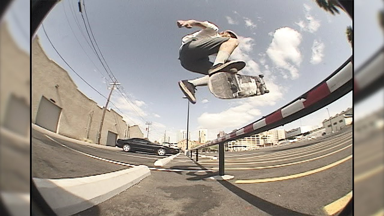 AS SEEN IN #AHM4 <br /><br />FILMED BY BUSTER O'SHEA AND HUNTER O'SHEA<br /><br />EDITED BY BUSTER O'SHEA<br /><br />SONG : RADICAL FACE - VIDEO GAMES (COVER)<br /><br />#AHAPPYMEDIUMSKATEBOARDING