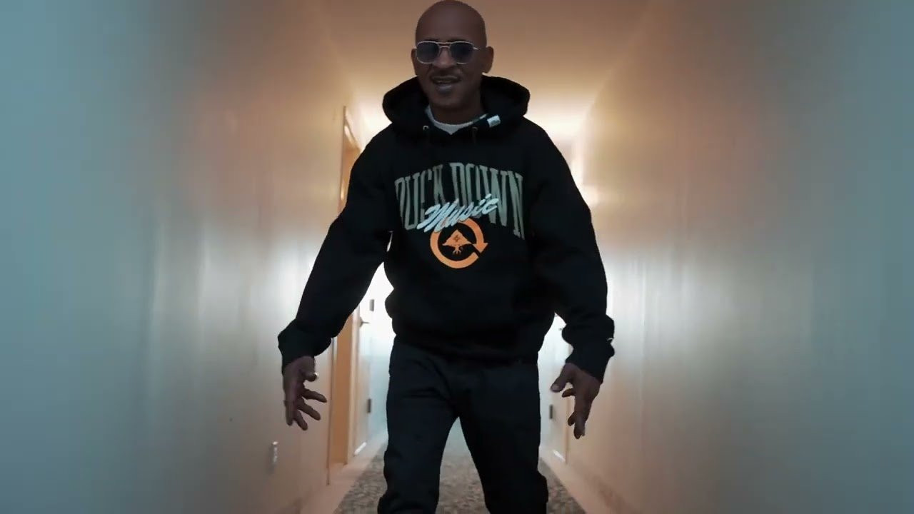 Enjoy the videos and music you love, upload original content, and share it all with friends, family, and the world on YouTube.