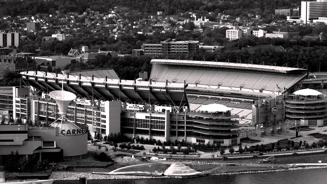LaMarr Woodley is the heart-and-soul of the Pittsburgh Steelers defense - combining speed, power and agility - all of which is a hallmark of the black and gold. As part of the ongoing series Naturalist from LRG that documents athletes who share the same core principles as us, we uncover Woodley's gameday preparations and see why he has plans of going down in history as one of the greatest outside linebackers of all-time. Break out the Terrible Towels!