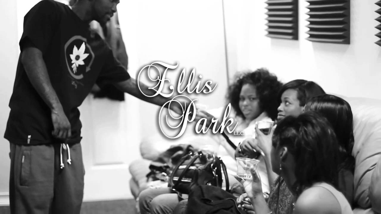 Check out the final installment of our four part series spotlighting East Coast MC, Tsu Surf.<br /><br />http://l-r-g.com/blog/2012/02/14/tsu-surf-episode-four-4/<br /><br />www.l-r-g.com<br />Twitter.com/liftedresearch<br />Facebook.com/lrgclothing