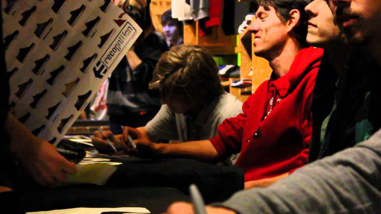On Tuesday, October 18th Etnies team started off their east coast tour with an autograph signing and mini mini sesh.<br />Check out these highlights from the night and Cairo Foster talking about the upcoming tour, and how hyped he is to skate some cutty east coast spots and his jealousy of Boston's amazing ledges. <br /><br />Filmed and edited by Michael Chew<br />Additional filming by Erik Johannessen<br />Music: "Prayers" by Flesh Forest