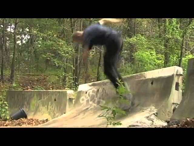 Bro Gumpright in 'Out Of Body Experience.'<br /><br />I do NOT own the rights to this content