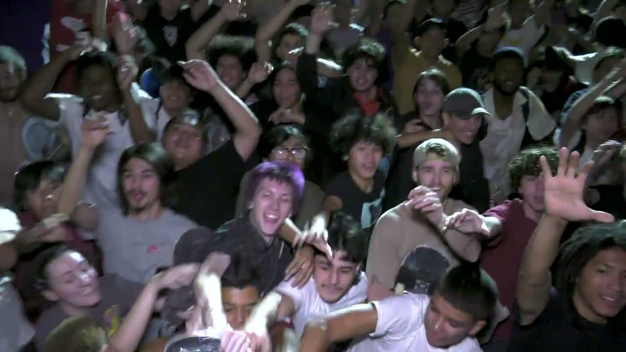 THANKS FOR SHREDDIN’ WITH US!<br /><br />We’d like to Thank each & every one of you that celebrated Go Skate Day 2025 with us. Here's a lil recap of the night. <br />Filmed/edited by @timvasquezAZ <br />Music by La Femme.<br /><br />Thank you Adidas, Deathwish, Ace Trucks, Huf, SKF, Liquid Death, sml., Mob Grip, Spinatos Pizza & The City Of Phoenix for making this event possible!