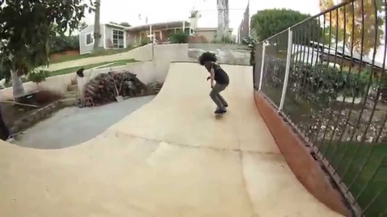 Jordan had Steven Reeves, Josh Hawkins, Josh Stafford, and Shaun Gregoire over for one last session before everyone headed home for the holidays. We wound up with a solid session on the ramps and an some epic gap skating. Enjoy and Merry Christmas!!!<br /><br />Filmed and Edited by Georgie Tsushima