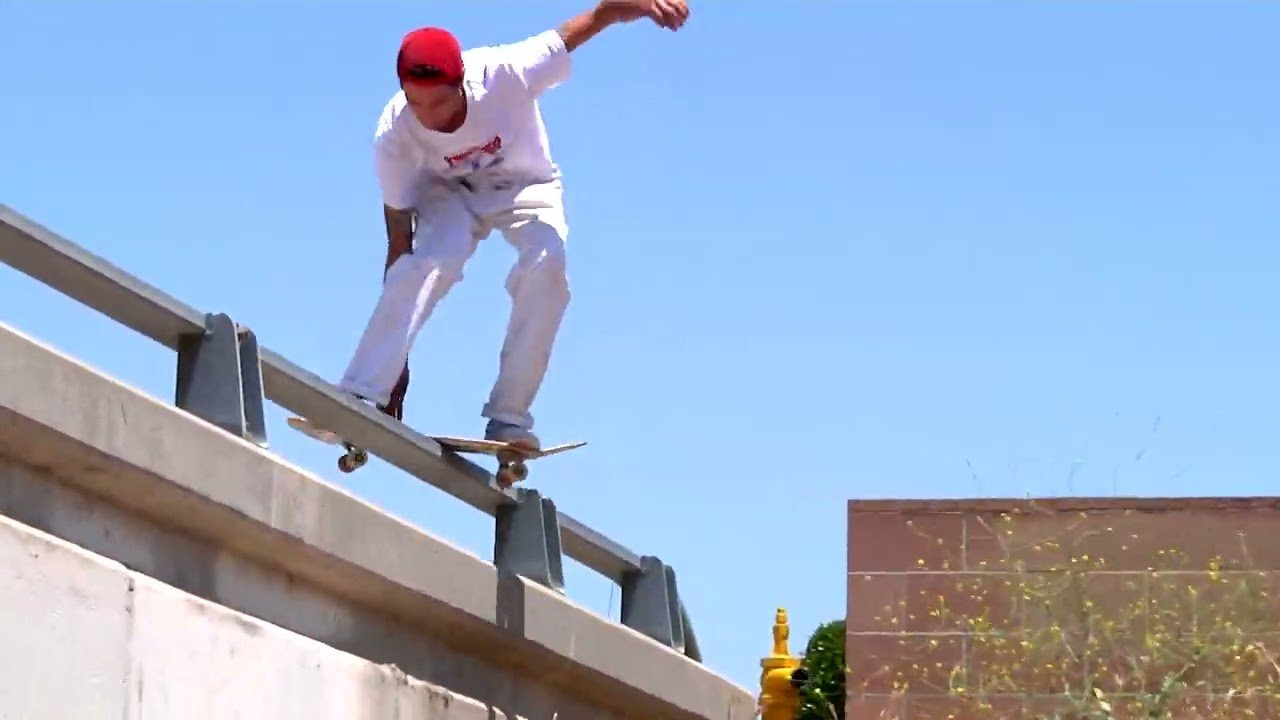 Christian Holt yanks one into the ditch<br /><br /><br />Watch more videos : https://www.youtube.com/boneswheels<br />Learn more : https://bones.com/why/<br /><br />Facebook - https://www.facebook.com/boneswheels<br />Instagram - https://www.instagram.com/boneswheels/<br />Snapchat - boneswheels<br /><br />BUY BONES WHEELS @ bones.com