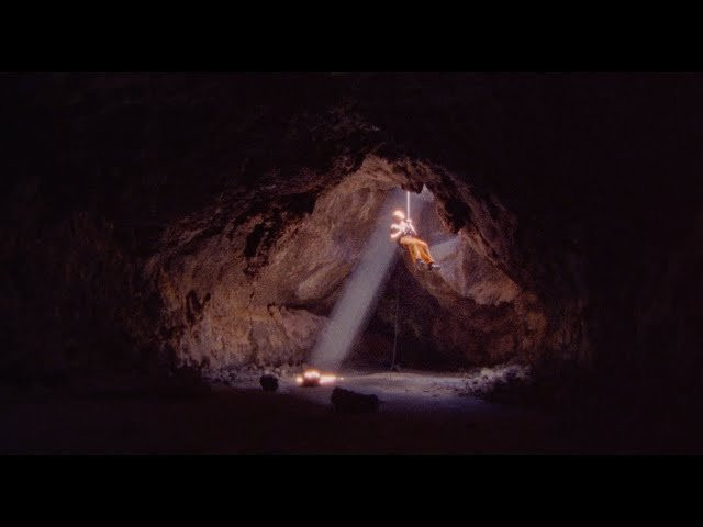 Stussy & Mountain Hardwear<br />...available worldwide at select chapter stores and stussy.com on Friday, October 13th at 10am<br /><br />Director: Antosh Cimoszko<br />DP: Gilles O'kane<br />Model: Landon