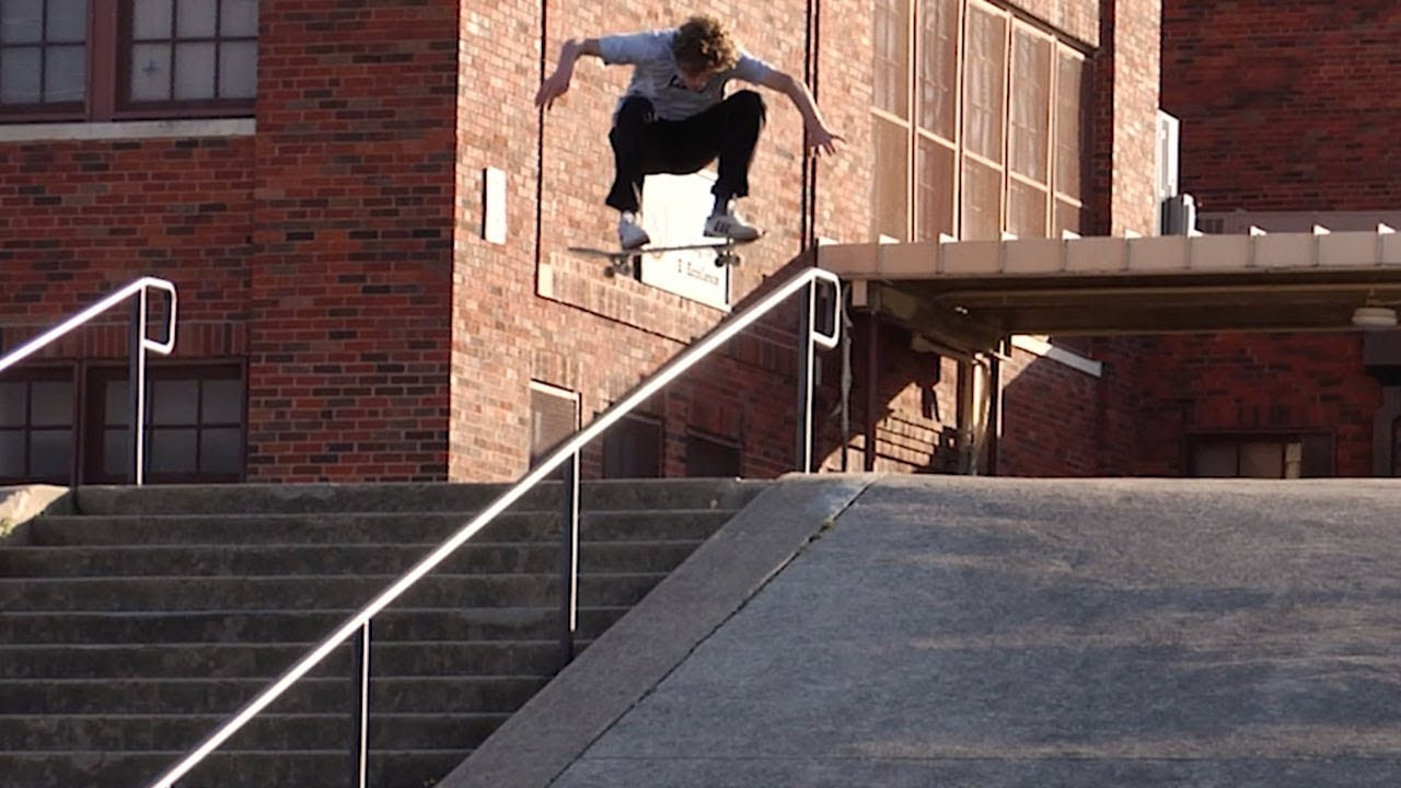 The Girl squadron trekked out to Texas, shredding ditches and abandoned buildings en route to the Death Match in Austin. Hell, even McCrankers made the trip!...