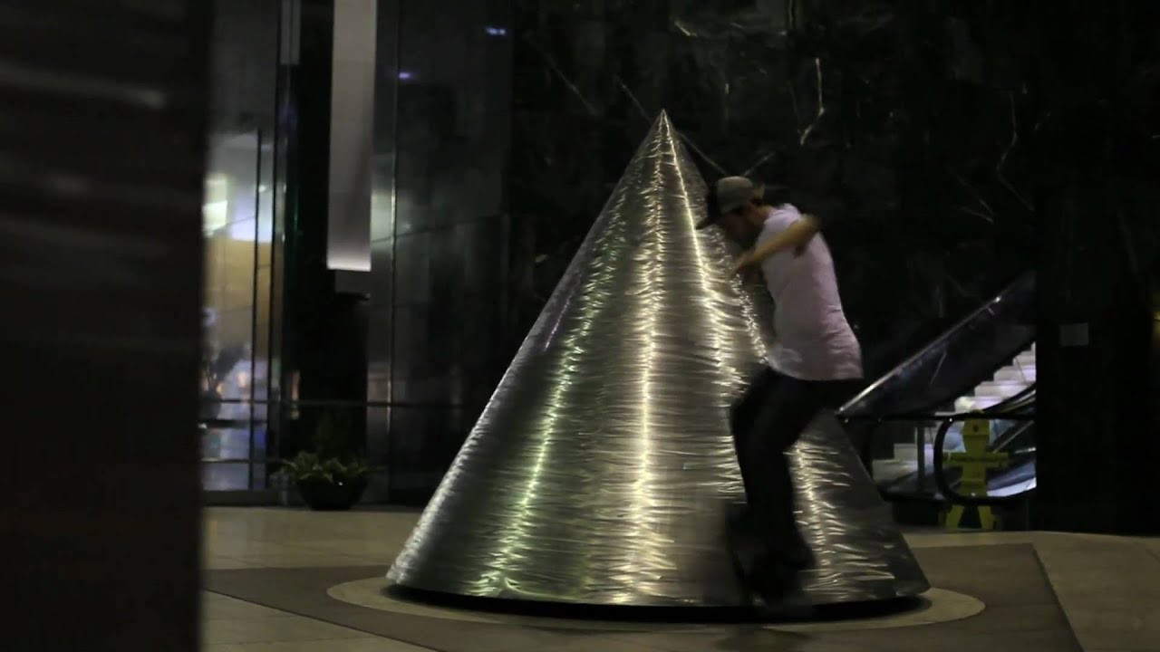 Directed by: Federico Vitetta<br /> <br /> Video test filmed with Canon 5D Mark II<br /> <br /> Client / Advertising Agency: Lakai Limited Footwear, Los Angeles, USA<br /> Client Brand Manager: Kelly Bird<br /> <br /> Production Company: Lakai, Los Angeles, USA<br /> Producer: Federico Vitetta per Lakai Limited Footwear<br /> Director of Photography: Pasquale Baudaffi<br /> Camera Operator: Pasquale Baudaffi<br /> Editor: Federico Vitetta<br /> <br /> Interview by: Federico Vitetta <br /> Original music piece written by: Zoobof<br /> Sound Designer: Alberto Bof<br /> Mixer: Alberto Bof<br /> Producer: Zoobof<br /> <br /> Talent:<br /> Jeff Lenoce<br /> <br /> "Shortly after Feds got the camera he's been using to do the new commercials, he went downtown with Lenoce for a few nights to test the camera's natural light capabilities. He edited this piece with the footage from the tests- not bad for a point & shoot with no generator and lights." - K.Bird<br /> <br /> <br /> Thanks:<br /> Alberto Bof<br /> Oliver Barton<br /> Johannes Gamble<br /> Kelly Bird<br /> Spike Jonze<br /> Mike Carroll<br /> Rick Howard<br /> Aaron Meza<br /> Kelly Bird<br /> Ty Evans<br /> Roger Bagley<br /> Sam Newman<br /> Natalie Farrey<br /> Drew Lauer<br /> Daniel Pfisterer<br /> Andy Mueller<br /> Annamaria Marzio<br /> The Gamble's<br /> Lakai team<br /> Company picnic<br /> Filmmakers Entertainment<br /> Girl Skateboard Company<br /> The Art Dump<br /> The Quite Life<br /> Retrosuperfuture<br /> WME<br /> Freaks Studios Paris<br /> Redgiants software<br /> Drew Lauer<br /> Nick Savander<br /> David Viera <br /> Riccardo Filippini <br /> BOOM <br /> <br /> <br /> http://www.lakai.com <br /> http://www.crailtap.com <br /> http://www.girlskateboards.com <br /> <br /> <br /> http://www.filmmakersentertainment.com <br /> http://www.redgiantsoftware.com <br /> http://www.easysteady.com<br /> http://www.hollywoodspecialops.com