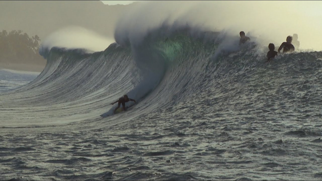 It's not a competition of who's on the weirdest mission. It's just a celebration of your mental calibration. Wavelengths flutter like a bird that's stuck in butter. Felling gray matter with a stack of cruddy clutter.<br />Strange Brains<br /><br />from the strange brain of: miguel tudela<br /><br />edit: mike morrissey<br /><br />producers: matt shuster, matias mulanovich, ryan boyes<br /><br />- Music -<br />Song: "I Just Want You To Go Away"<br />Artist: The Lovely Bad Things<br />Release: New Ghost/Old Waves<br />iTunes: http://georiot.co/2yQo<br />12" Vinyl: https://store.volcoment.com/item/132816<br /><br /><br /><br />capturers: roger velasco, nate leal, matt shuster, mico tudela, larry haynes<br /><br />theme song creators/performers: ozzie wright, mike aho<br /><br />strange brains graphics: ozzie wright, mike aho<br /><br />veeco productions