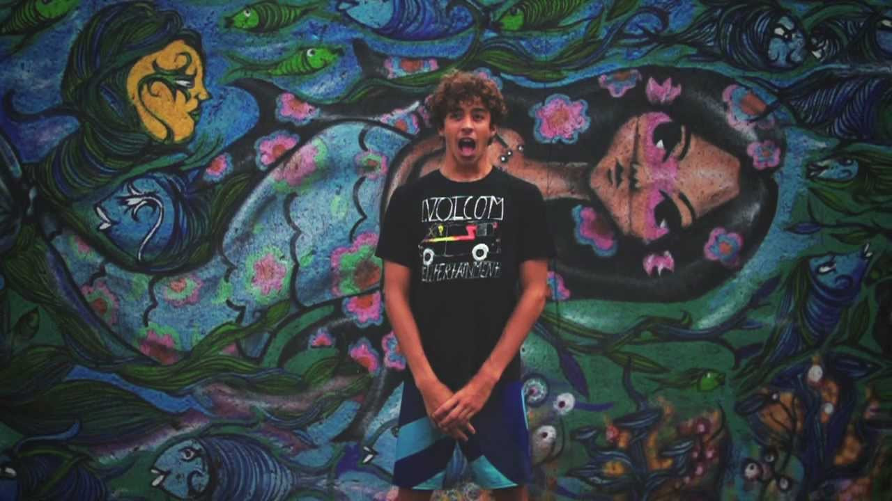 It's not a competition of who's on the weirdest mission. It's just a celebration of your mental calibration. Wavelengths flutter like a bird that's stuck in butter. Feeling gray matter with a stack of cruddy clutter.<br />Strange Brains<br /><br />from the strange brain of: yago dora<br /><br />edit: mark daniel<br /><br />producers: matt shuster, diego motta, daniel cortez<br /><br />music: radio moscow "rancho tehama airport" volcom ent<br /> <br />capturers: leandro dora, mark daniel<br /><br />theme song creators/performers: ozzie wright, mike aho<br /><br />strange brains graphics: ozzie wright, mike aho<br /><br />veeco productions 2013<br /><br />- Music -<br /><br />Song: Rancho Tehama Airport<br />Artist: Radio Moscow<br />Release: VEVC 0031<br />7" Vinyl: https://store.volcoment.com/item/188420