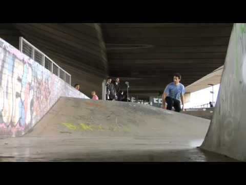 A few tre flips and a switch flip. Some Meanwhile outtakes from the yet to be released Gang of Fourstar vid. Coming to a quicktime near you.